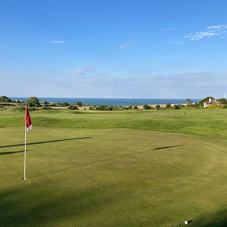 Апартаменты Broadstairs, Bays & Golf - Sleeps 2 Экстерьер фото